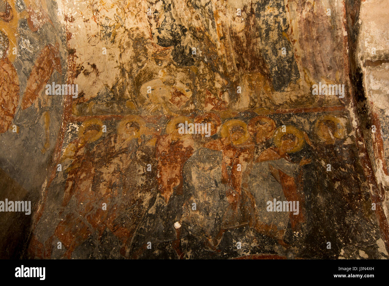 Gleich neben Höhle die Ausgrabungen der antiken griechischen Stadt Lissos steht die griechisch-orthodoxe Kirche Agios Kyrikos hat einige schönen Fresken Neben A Stockfoto