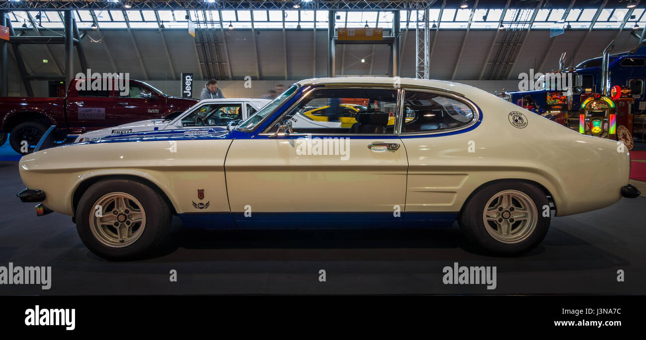 STUTTGART, Deutschland - 3. März 2017: Mid-Size Sportwagen Ford Capri RS2600, 1974. Europas größte Oldtimer-Messe "RETRO CLASSICS" Stockfoto