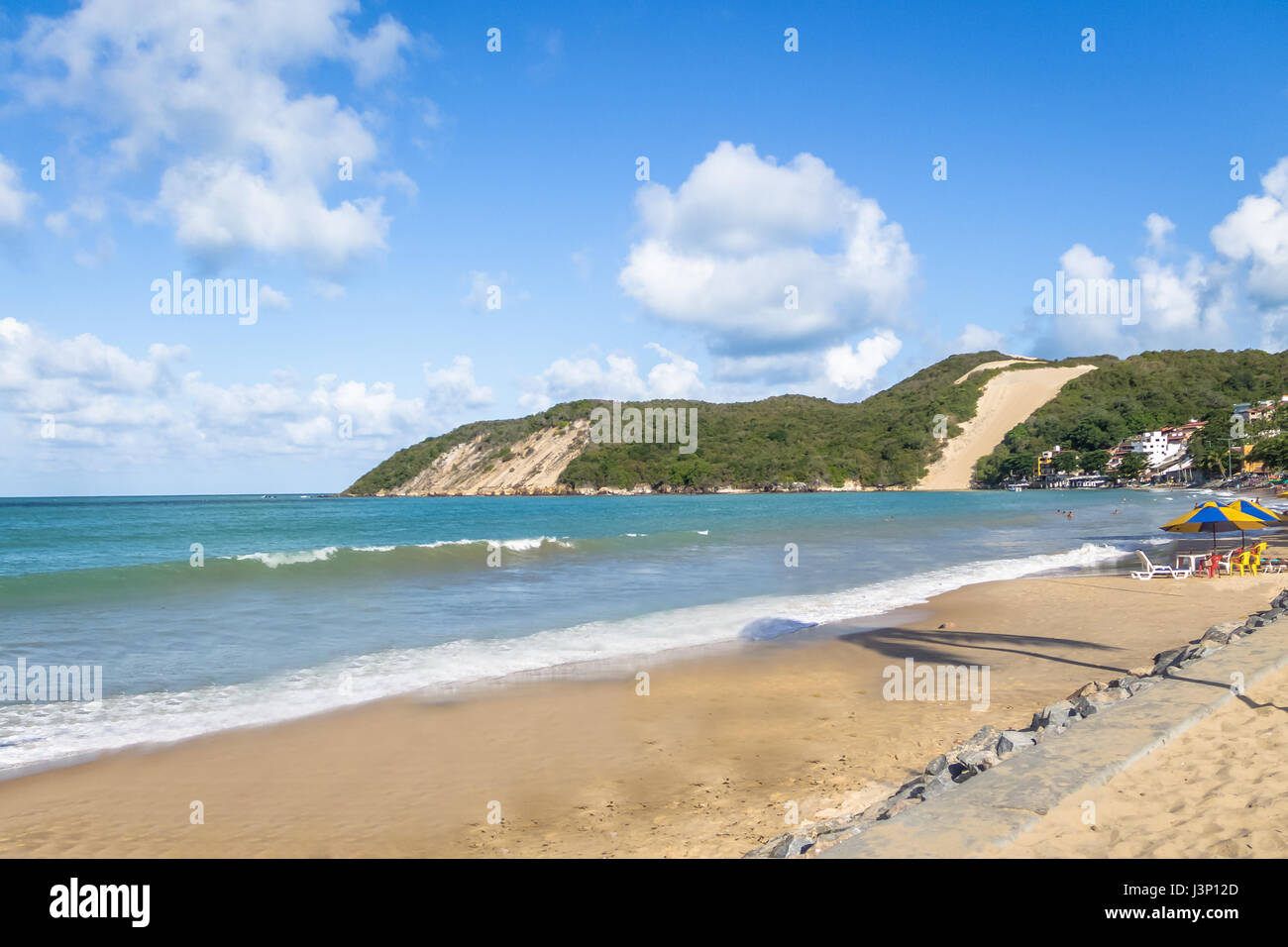 Strand von Ponta Negra und Morro do Careca - Natal, Rio Grande do Norte, Brasilien Stockfoto