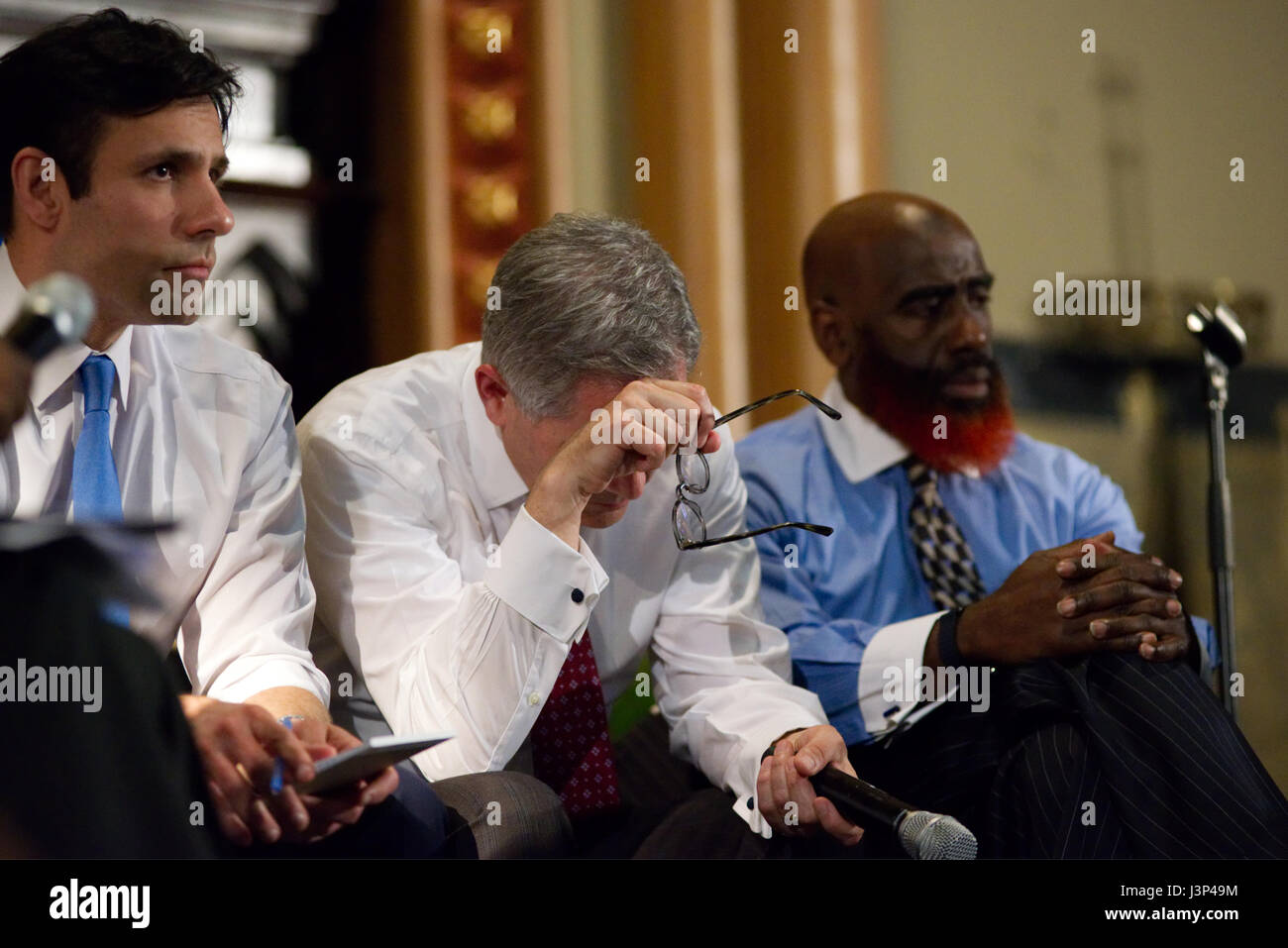 Larry Krasner und Tara El-Shabazz Bezirksstaatsanwalt Kandidat Forum bei Arch St United Methodist Church, in Philadelphia, PA, am 18. April 2017. Stockfoto