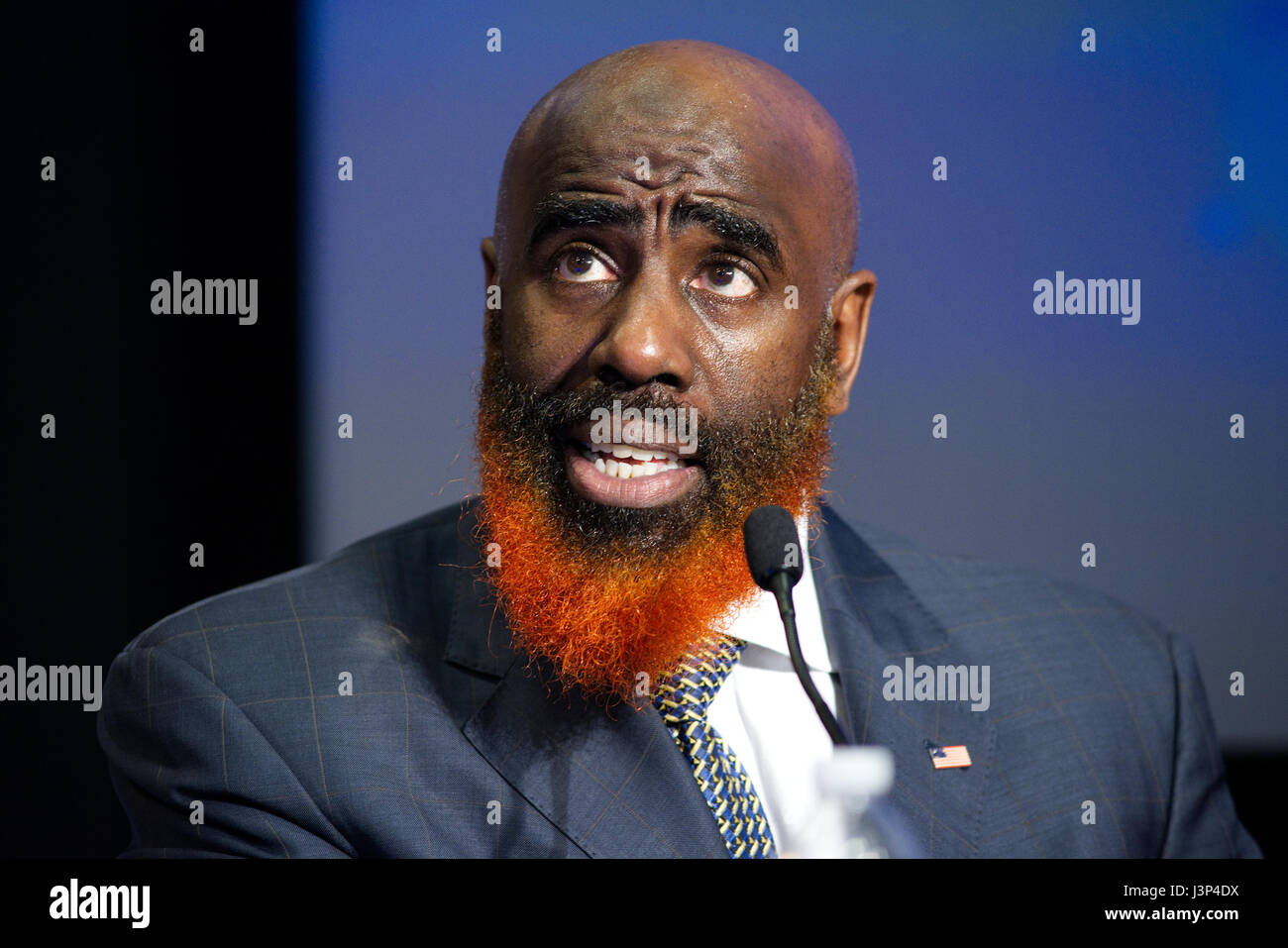 Tariq El-Shabazz an der Philadelphia District Attorney-Debatte in den WHYY Studios in Philadelphia, PA, am 27. April 2017. Stockfoto