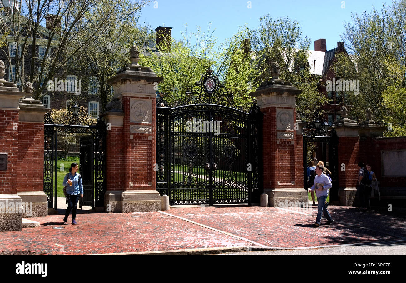 Das Haupttor an der Brown University, Providence, RI Stockfoto Das Haupttor an der Brown University, Providence, RI Stockfoto