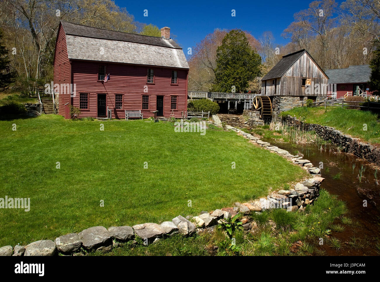 Gilbert Stuart Birthplace und Museum - Saunderstown, Rhode Island Gilbert Stuart Geburtshaus und Museum befindet sich auf 23 Hektar in den Wäldern von Stockfoto