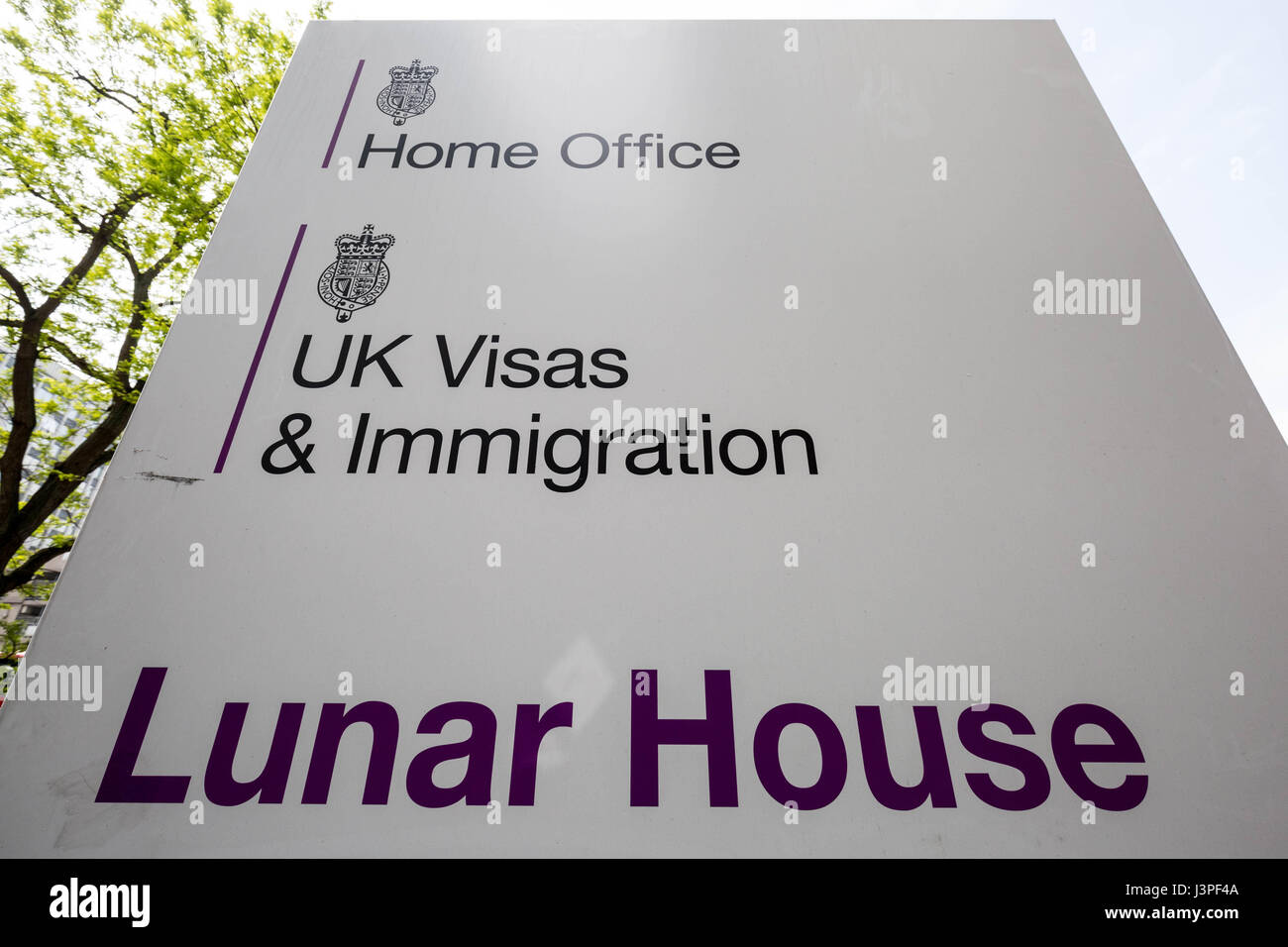 HomeOffice UK Visa & Ausländerbehörde Lunar House in Croydon, London