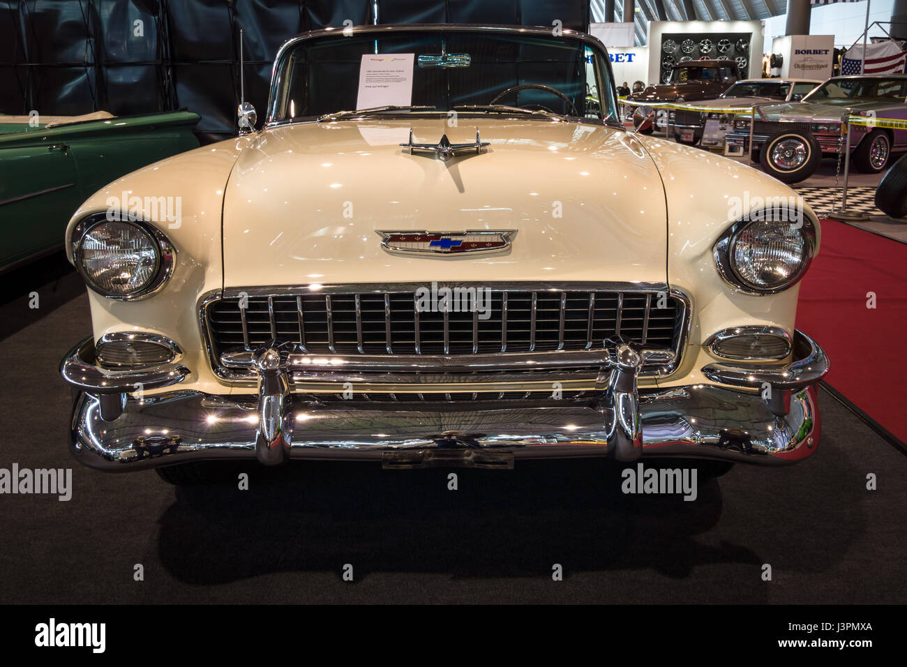 STUTTGART, Deutschland - 3. März 2017: Full-size Car Chevrolet Bel Air Convertible, 1955. Europas größte Oldtimer-Messe "RETRO CLASSICS" Stockfoto
