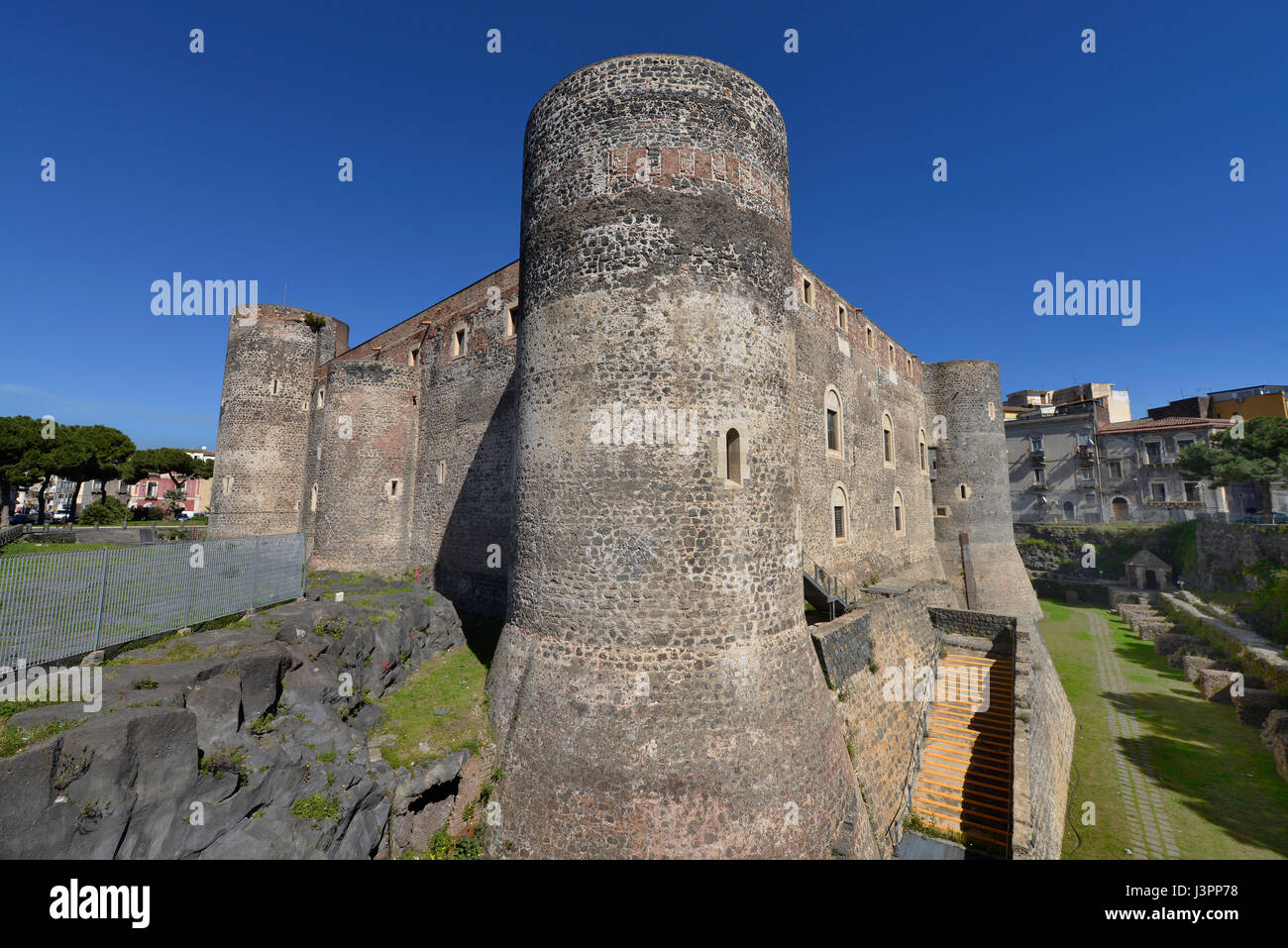 Castello Ursino, Piazza Federico di Hohenstaufen, Catania, Sizilien, Italien Stockfoto