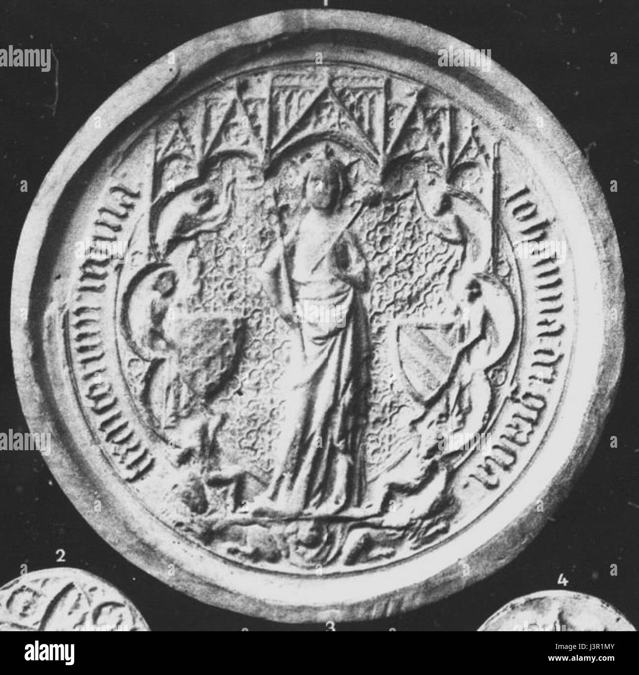 Joan der Lame, eine mittelalterliche Figur, wird oft mit ihrer Rolle in der europäischen Geschichte in Verbindung gebracht. Sie wird für ihre Beiträge zum Mittelalter anerkannt, die durch ihre Teilnahme an bedeutenden historischen Ereignissen gekennzeichnet sind, die die politische Landschaft der Zeit beeinflussten. Stockfoto