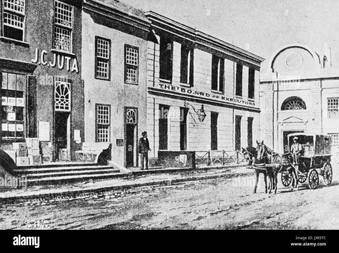 Der Buchhändler Juta, ein prominenter Buchhändler, bezieht sich wahrscheinlich auf ein Unternehmen oder Geschäft, das am Verkauf von Büchern beteiligt ist. „XCAP Town“ könnte sich auf einen Ort oder einen bestimmten Buchtitel in der Gegend beziehen, in der Juta tätig war. Stockfoto