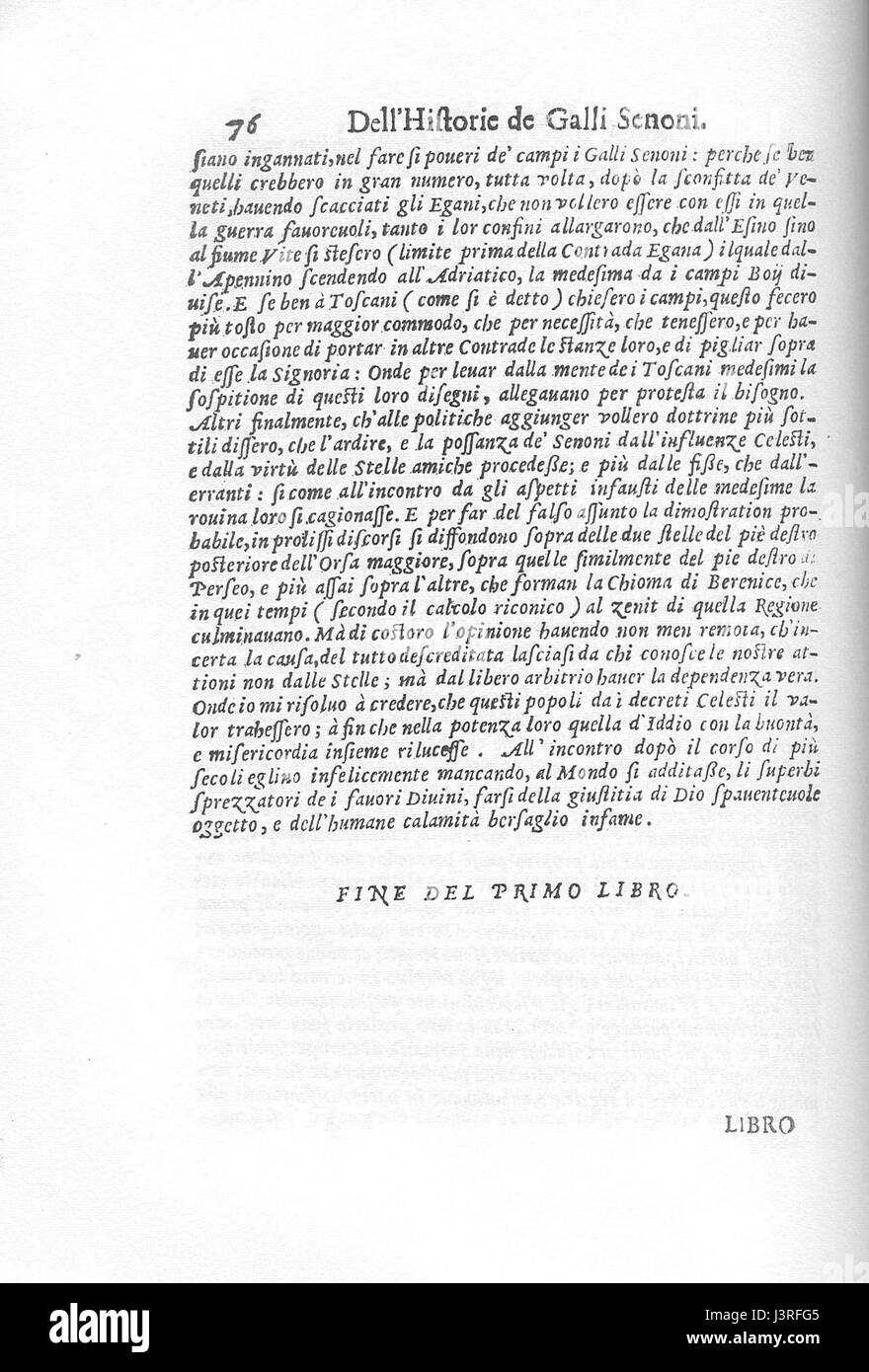 Istorie dello Stato di Urbino Libro Primo ist das erste Buch einer historischen Serie über den Staat Urbino, Italien. Die Arbeit befasst sich mit der politischen, sozialen und kulturellen Geschichte Urbinos, wobei der Schwerpunkt auf seiner Führung, territorialen Auseinandersetzungen und der Entwicklung im Laufe der Zeit liegt. Die Serie zeigt wichtige Ereignisse und Persönlichkeiten in der Geschichte Urbinos und vermittelt ein umfassendes Verständnis der Rolle der Region im größeren historischen Kontext Italiens. Stockfoto