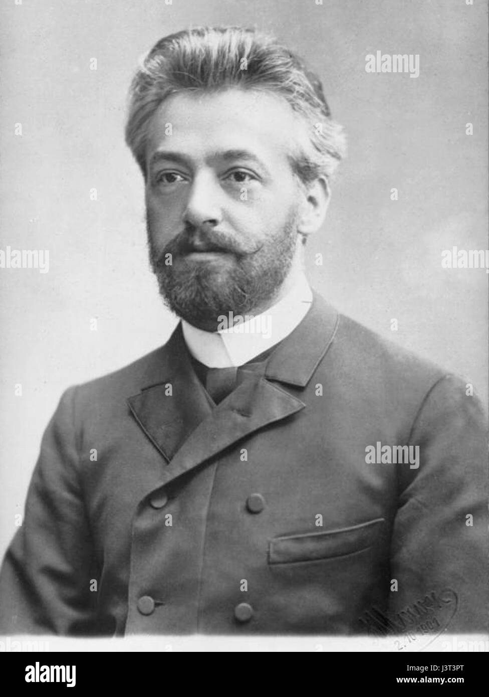 Iwan Knorr war ein bekannter deutscher Komponist und Dirigent, der für seine Beiträge zur klassischen Musik des 19. Jahrhunderts bekannt war. Seine Werke umfassen Orchesterkompositionen, Chorarrangements und Opernstücke. Knorrs Musik spiegelt den romantischen Stil und die Einflüsse wider, wobei der Schwerpunkt auf melodischem Reichtum und expressiver Tiefe liegt. Stockfoto