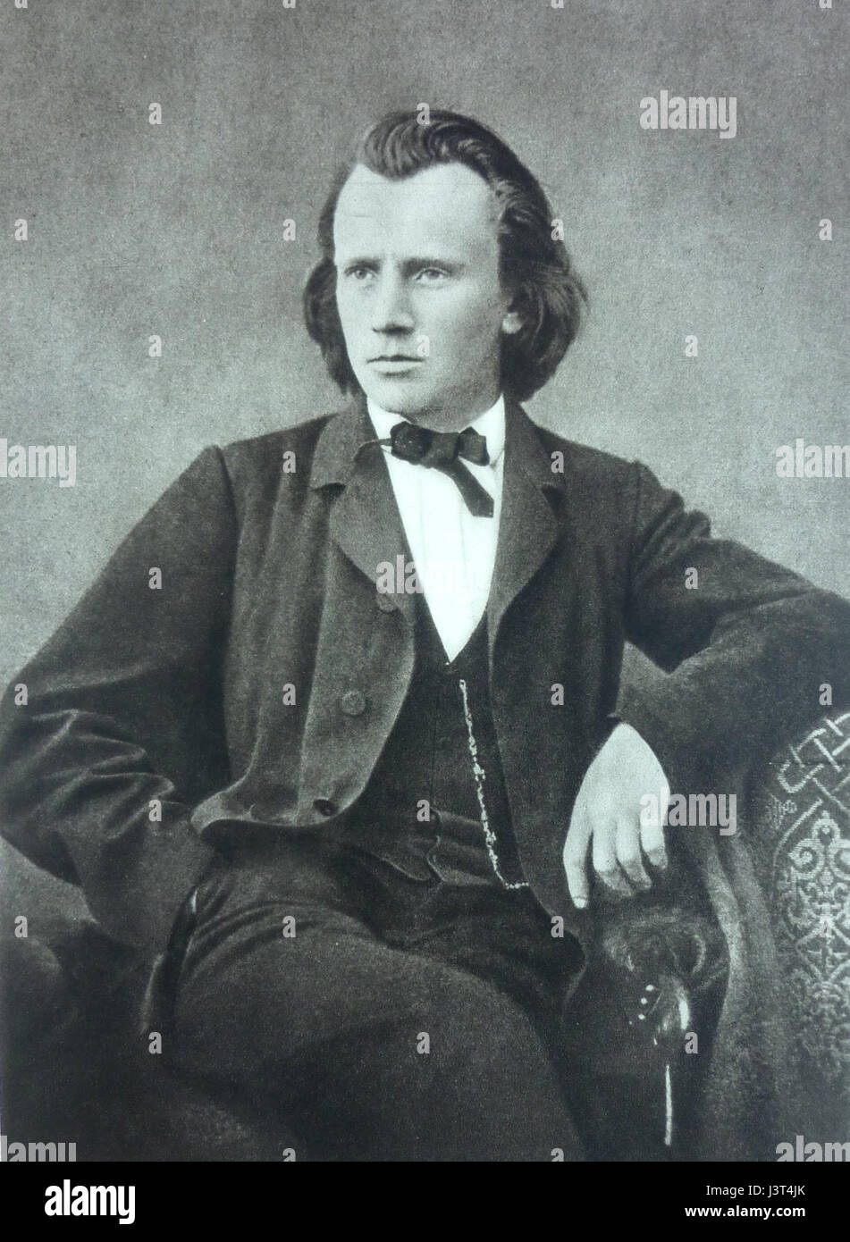 Johannes Brahms war ein deutscher Komponist und Pianist der Romantik, bekannt für seine Sinfonien, Konzerte und Kammerwerke. Er war eine wichtige Figur in der Musik des 19. Jahrhunderts. Stockfoto
