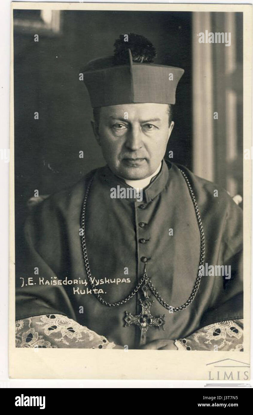 Juozapas Kukta war eine prominente Persönlichkeit, die wahrscheinlich in die litauische oder osteuropäische Geschichte verwickelt war. Sein Name kann mit einem historischen Ereignis, einer intellektuellen Bewegung oder einer kulturellen Entwicklung in der Region während seiner Ära in Verbindung gebracht werden. Stockfoto