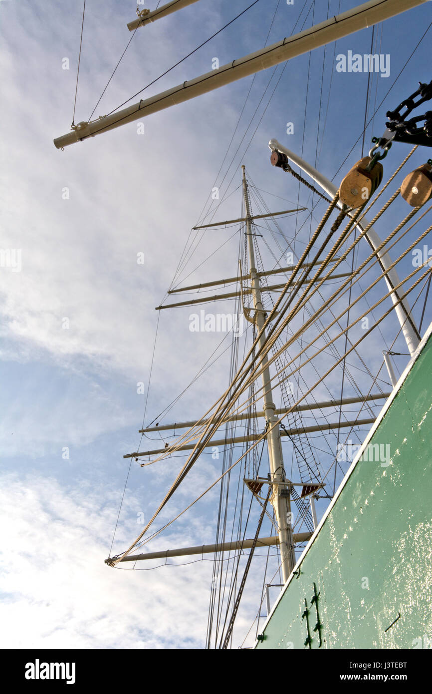 Rickmer Rickmers, Segelschiff (drei Masten Viermastbark) dauerhaft vor Anker als Museumsschiff in Hamburg, Deutschland. Stockfoto