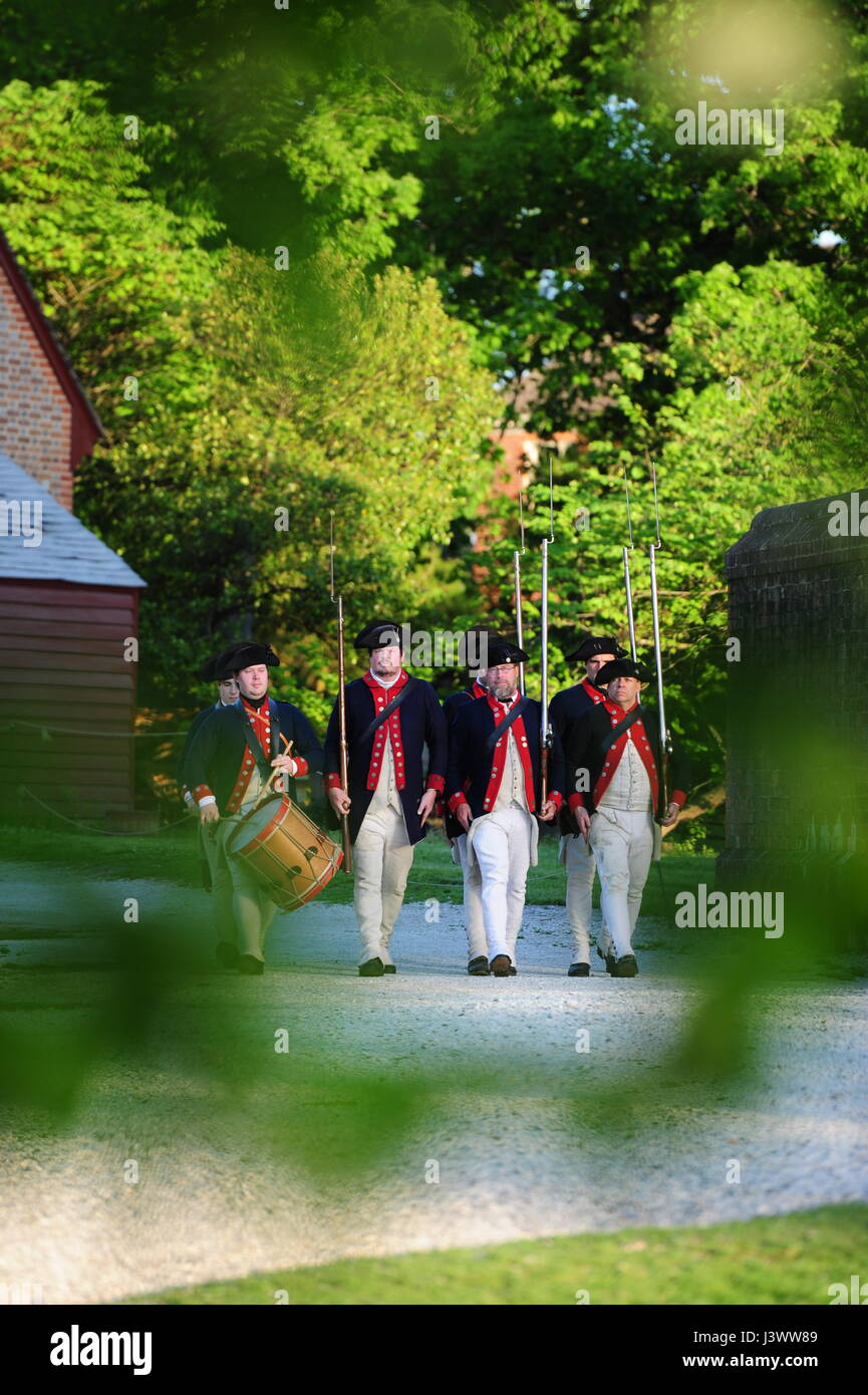 USA-Virginia VA Colonial Williamsburg historische Dolmetscher spielen Feldlager Stockfoto