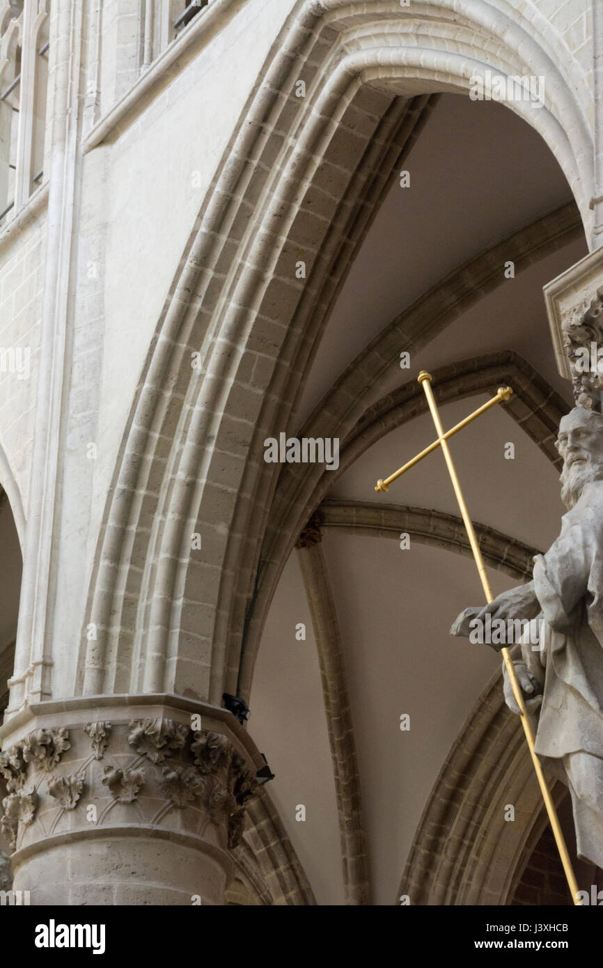 Abbildung von St. Michael in St. Michael und St. Gudula Kathedrale, Brüssel, Belgien Stockfoto
