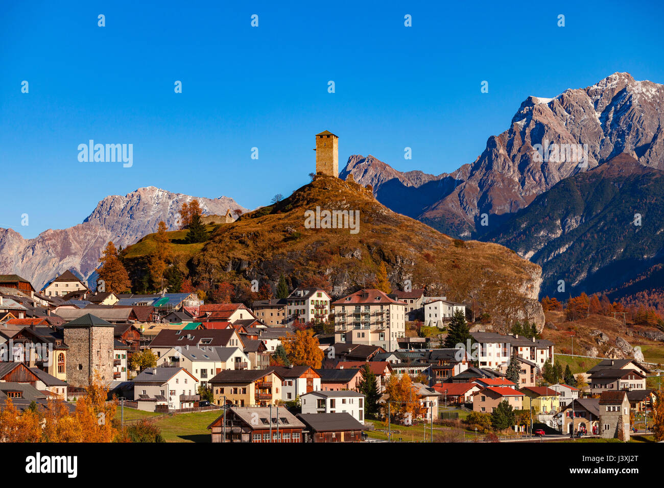 Malerische Aussicht, Ardez, Engadin, St. Moritz, Schweiz Stockfoto