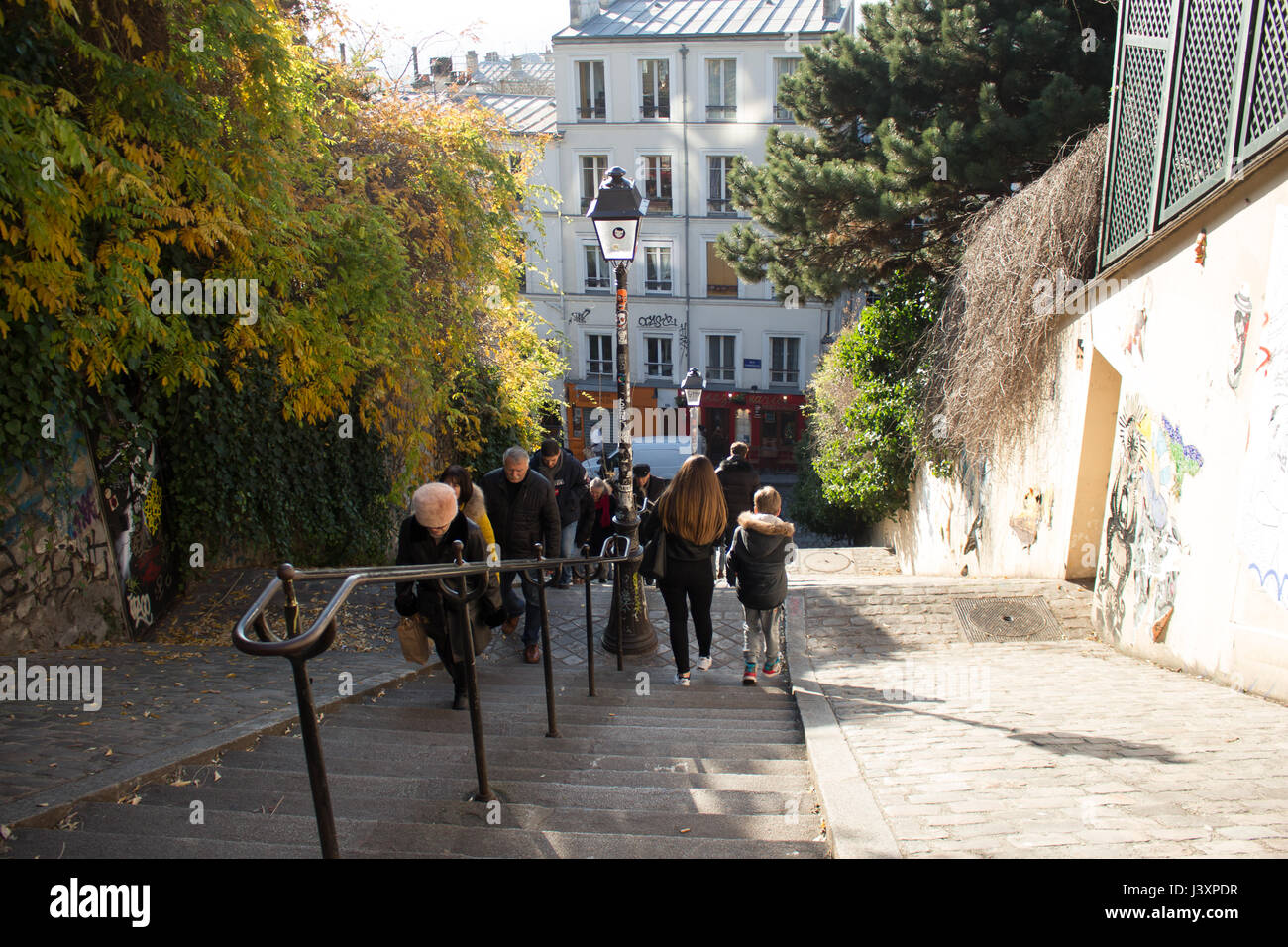 Place du Tertre Butte Montmartre Pres du Sacre coeur Stockfoto