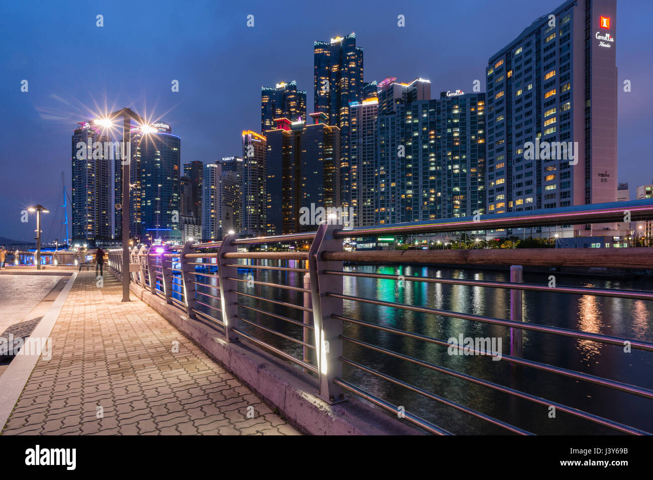 Luxus Apartment Hochhäuser in Marine City, Haeundae District, Busan Gwangyeoksi, Südkorea Stockfoto