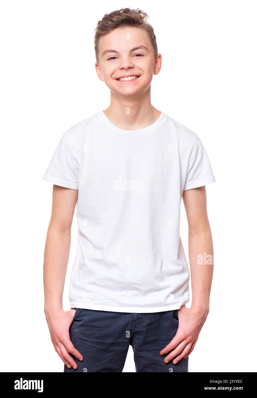 Weißes T-shirt auf Teen boy Stockfoto