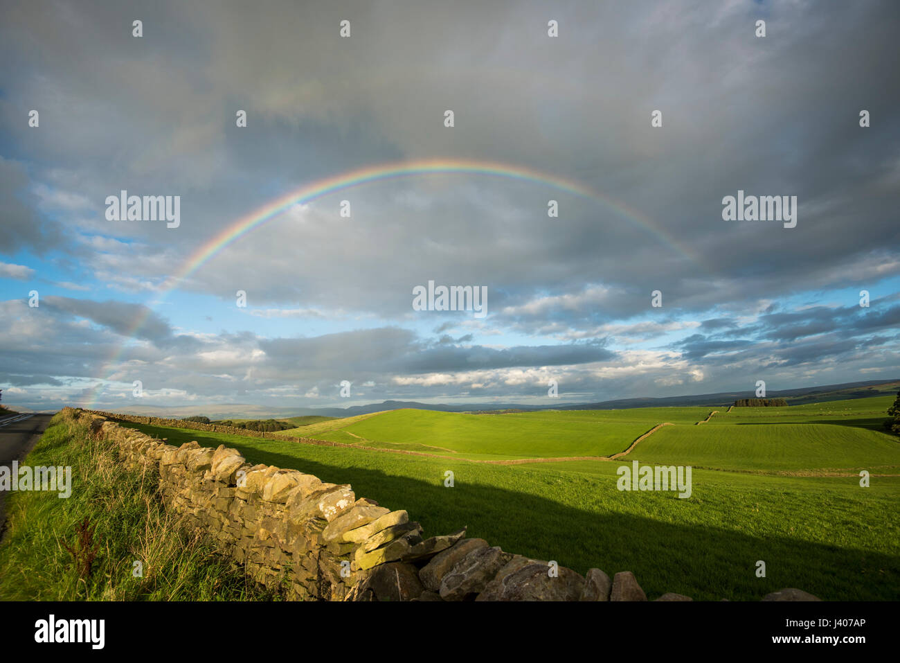 Regenbogen, Gressingham, Lancaster, Lancashire. Stockfoto