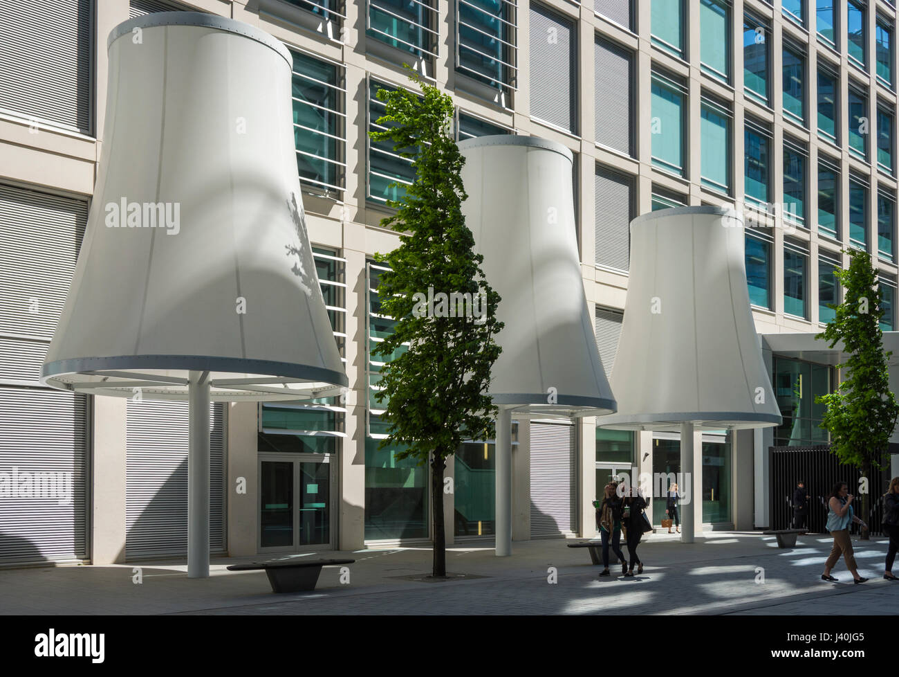 "Baumwolle bobbin' Features außerhalb der XYZ, Gebäude, Spinningfields, Manchester, England, UK Stockfoto