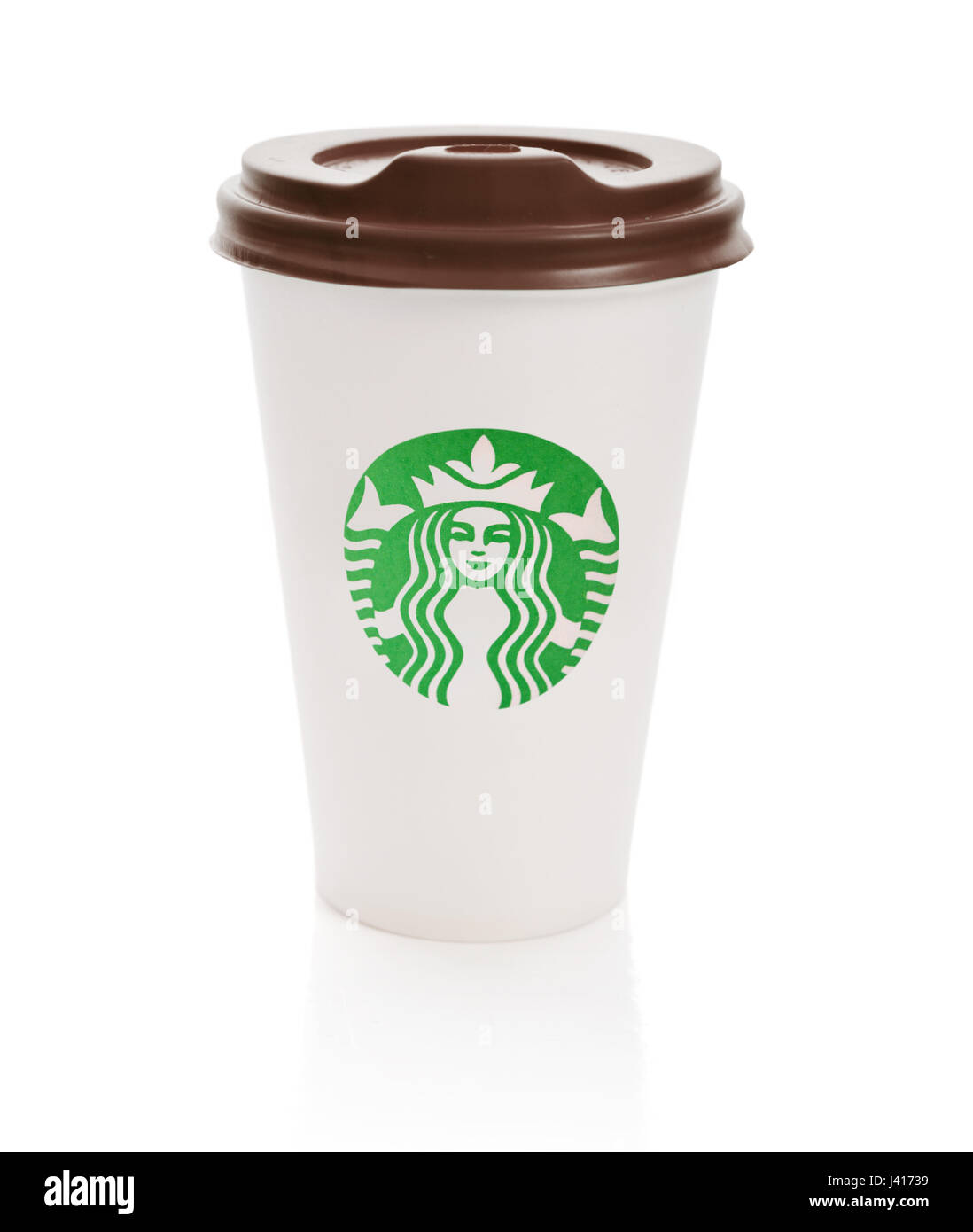 Kiew, Ukraine - 23. September 2016: White Paper Cup mit Starbucks-Logo. Starbucks ist der weltweit größte Kaffeehaus mit mehr als 20.000 Filialen in 61 c Stockfoto