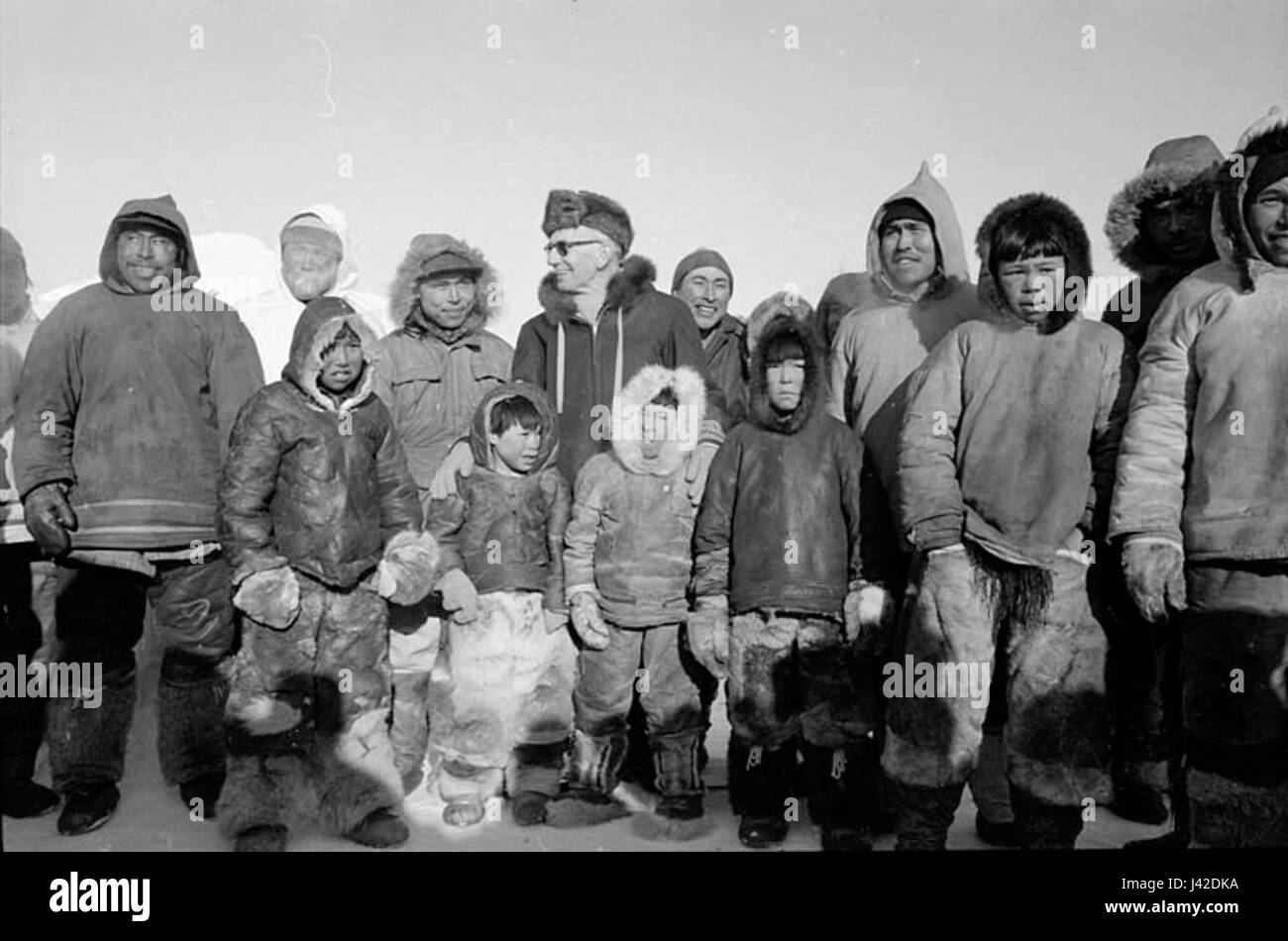 Massey Inuit bezieht sich auf eine Sammlung oder Studie im Zusammenhang mit der Kultur der Inuit, die möglicherweise in einem Museum oder einer Forschungseinrichtung untergebracht ist und sich auf Kunst, Geschichte oder Anthropologie der Inuit konzentriert. Stockfoto