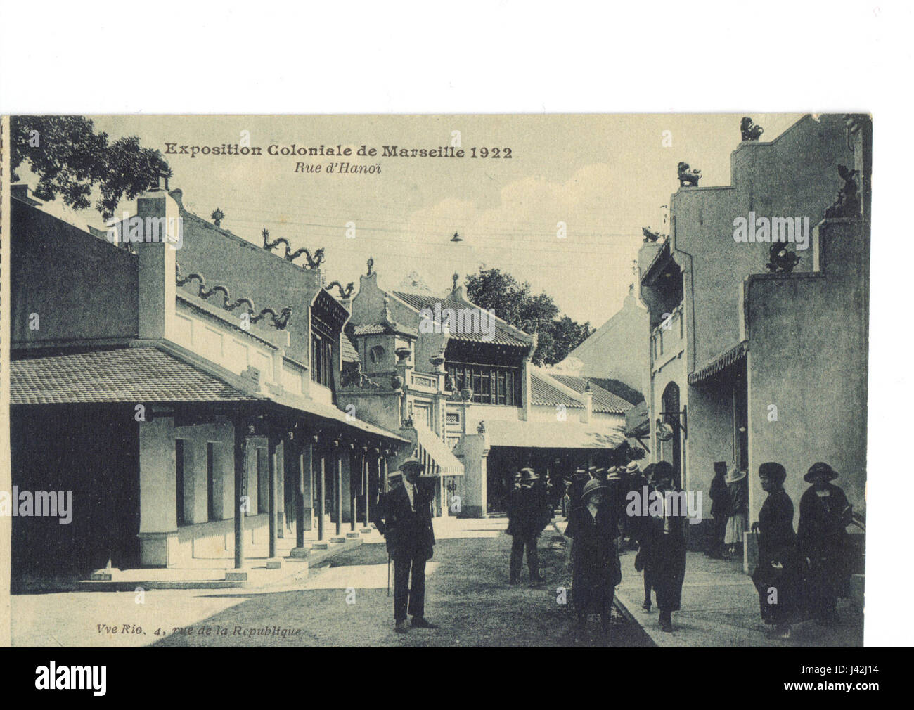 Die Marseille Colonial Expo von 1922 zeigte die Kolonialgebiete unter französischer Herrschaft, wobei die Rue d’Hanoi eine der bekanntesten Straßen war und den französischen Kolonialismus und die Weltausstellungen dieser Zeit hervorhob. Stockfoto