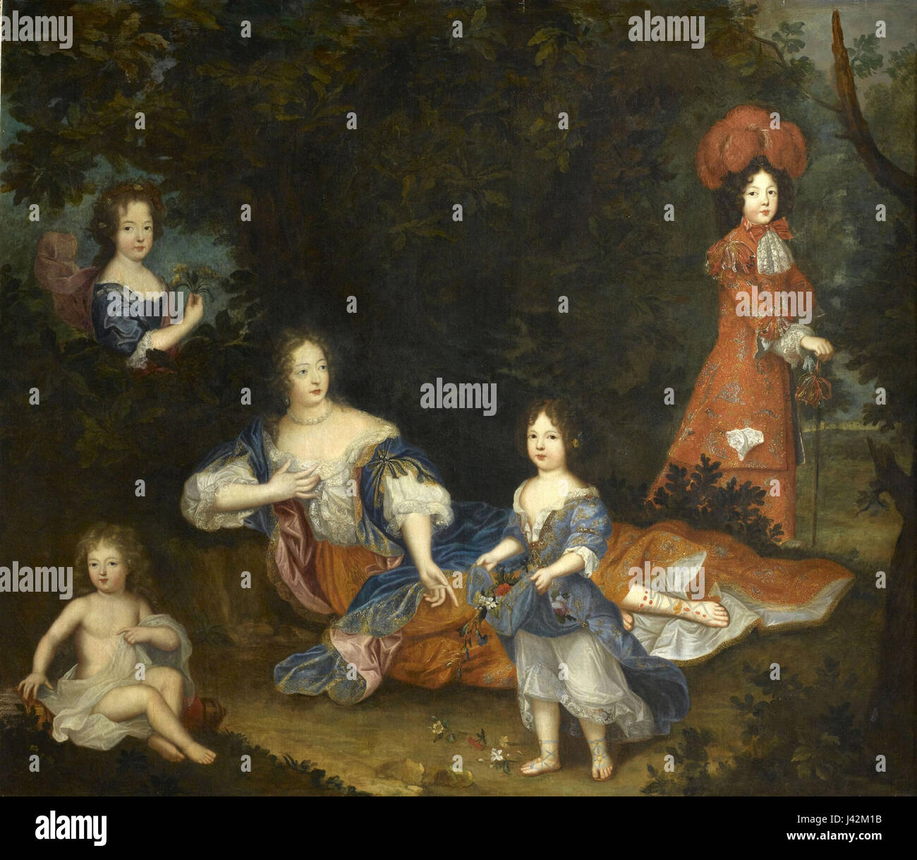 Ein Porträt der Marquise de Montespan mit ihren Kindern. Madame de Montespan, eine prominente Persönlichkeit am Hof von König Ludwig XIV., war bekannt für ihre Schönheit und ihre langjährige Affäre mit dem König. Dieses Porträt fängt ihre mütterliche Seite ein und bietet Einblick in ihre Rolle als Mutter und als mächtige Figur am französischen Hof. Stockfoto