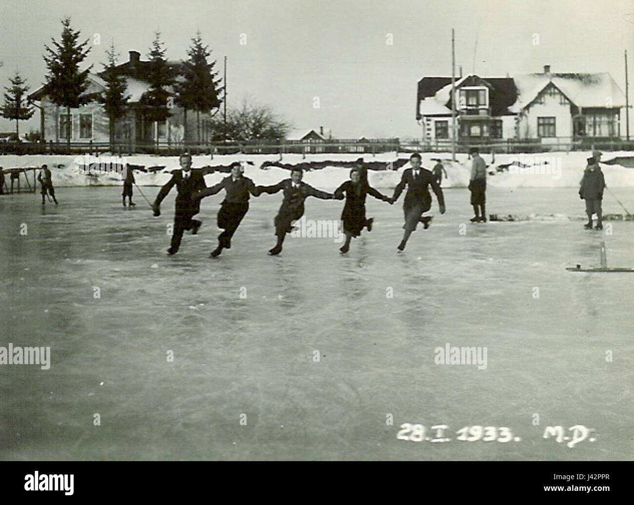 Diese Fotografie vom 28. Januar 1933 zeigt eine Szene in Kolomja, Ukraine, die einen Moment des Lebens in der Stadt während des frühen 20. Jahrhunderts feststellt und die sozio-politische Atmosphäre der Zeit widerspiegelt. Stockfoto