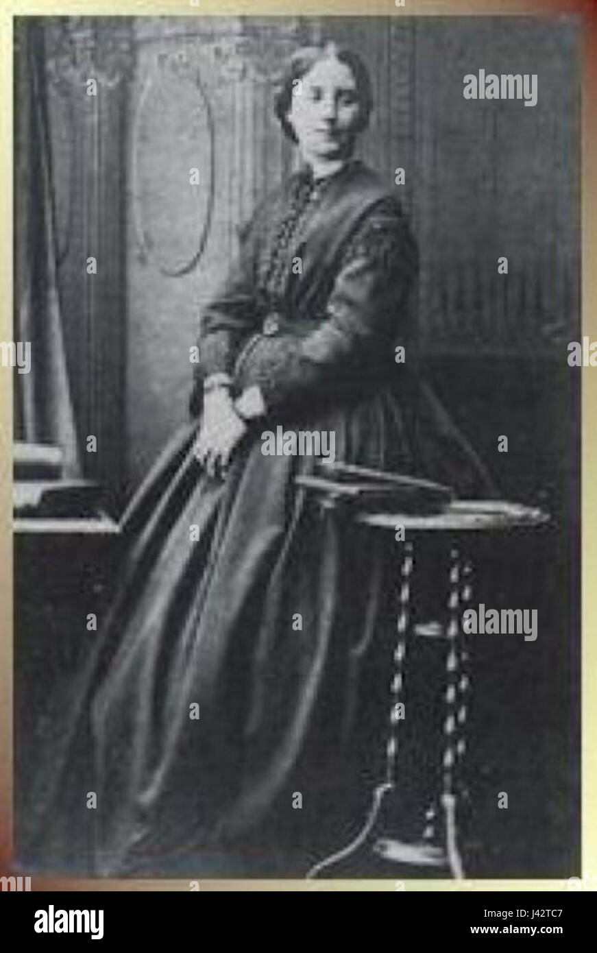 Mary Lutyens war eine englische Essayistin und Biografin, bekannt für ihre Arbeiten über das Leben des indischen Führers Sri Aurobindo. Ihre Schriften trugen maßgeblich zum Verständnis von Aurobindos Philosophie und Spiritualität bei. Stockfoto