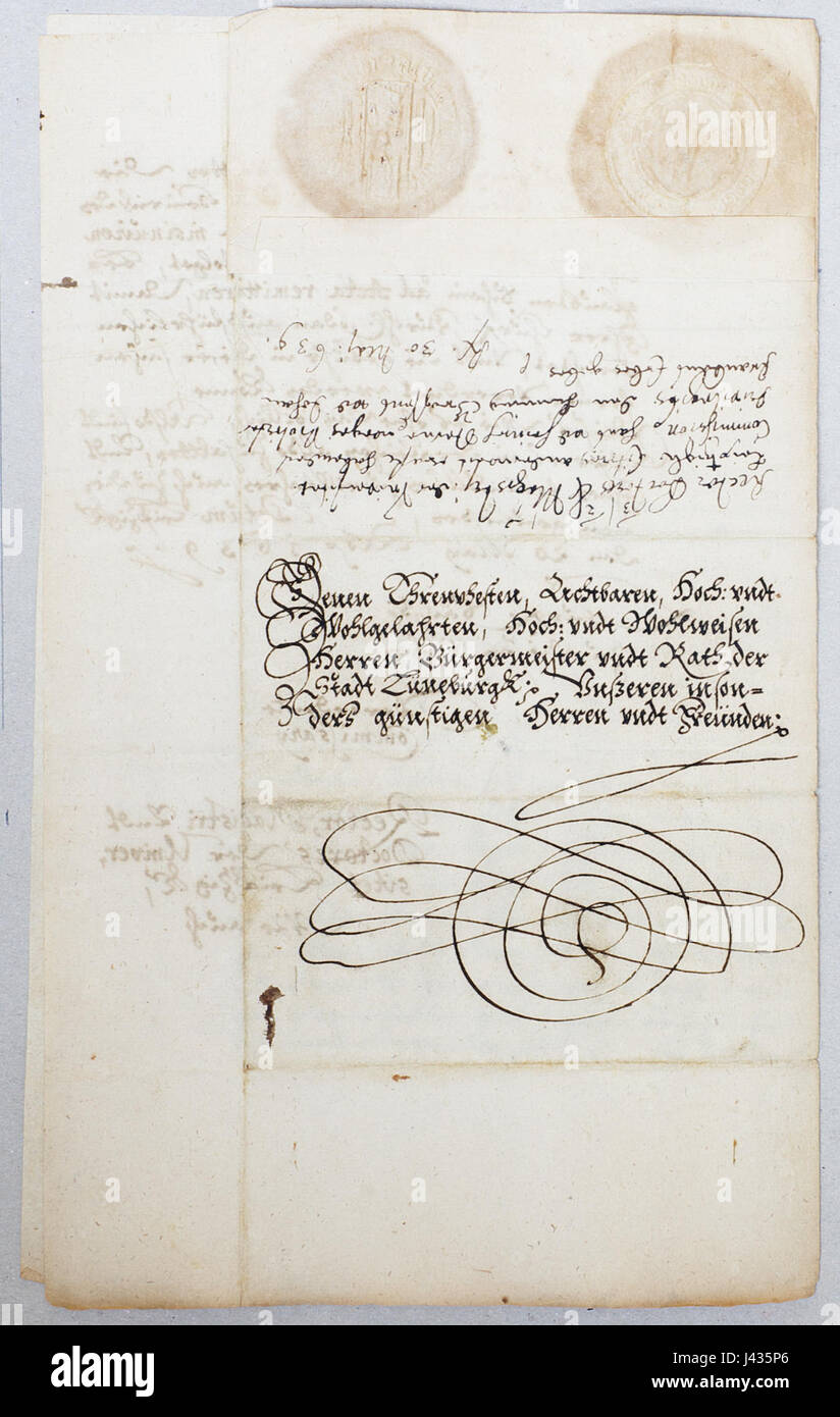 Lüneburg Stadtarchiv G3C Akte 060 IMGP8887 bezieht sich auf ein historisches Dokument im Lüneburger Stadtarchiv. Es handelt sich um eine Akte mit Archivakten, die für die Geschichte der cityÂ relevant sind und die administrative, rechtliche oder soziale Entwicklung in Lüneburg widerspiegeln. Stockfoto