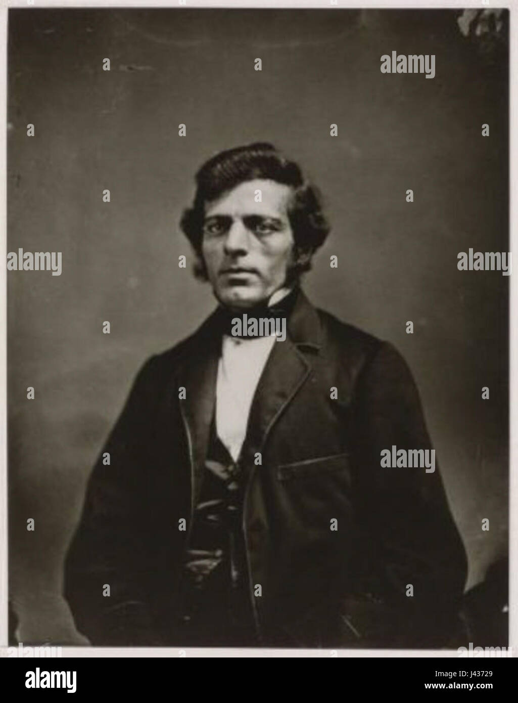 Das 1856 entstandene Porträt von Mendel Diness von James Graham stellt eine wichtige historische Figur dar. Das Kunstwerk bietet einen Einblick in die Ästhetik und den Stil der Porträts aus der Mitte des 19. Jahrhunderts. Stockfoto