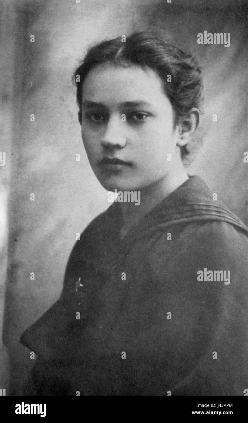 Maria Vetulani war eine wichtige Figur im Polen des frühen 20. Jahrhunderts. Geboren im späten 19. Jahrhundert, leistete sie bedeutende Beiträge in den Jahren 1918–1919, einer Zeit des großen politischen und sozialen Wandels in Polen. Stockfoto Maria Vetulani war eine wichtige Figur im Polen des frühen 20. Jahrhunderts. Geboren im späten 19. Jahrhundert, leistete sie bedeutende Beiträge in den Jahren 1918–1919, einer Zeit des großen politischen und sozialen Wandels in Polen. Stockfoto