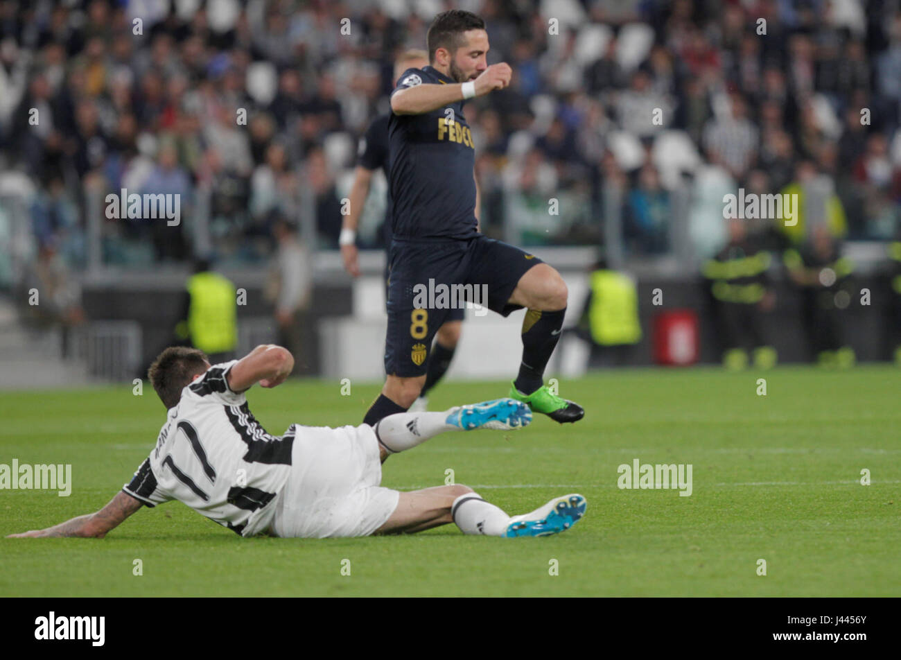 Turin, Italien. 9. Mai 2017. Juventus Stadium, Turin, Italien; UEFA Champions League-Halbfinale, Juventus gegen AS Monaco 2. Etappe; Joao Moutinho in Aktion Credit: Laurent Lairys/Agence Locevaphotos/Alamy Live News Stockfoto