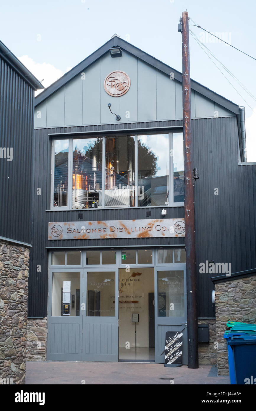Salcombe destillieren Herstellerfirma Salcombe Gin, Devon, England, Vereinigtes Königreich. Stockfoto