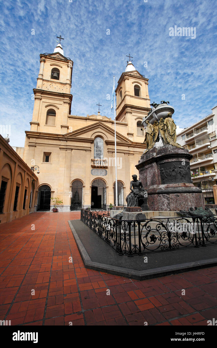 Basilica de santo domingo Fotos und Bildmaterial in hoher Auflösung