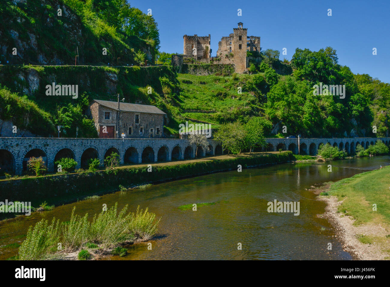 Die mittelalterliche Festung und Stadt von St Martin Laguepie, in der Tarn-Region von Occitanie, Frankreich. Stockfoto