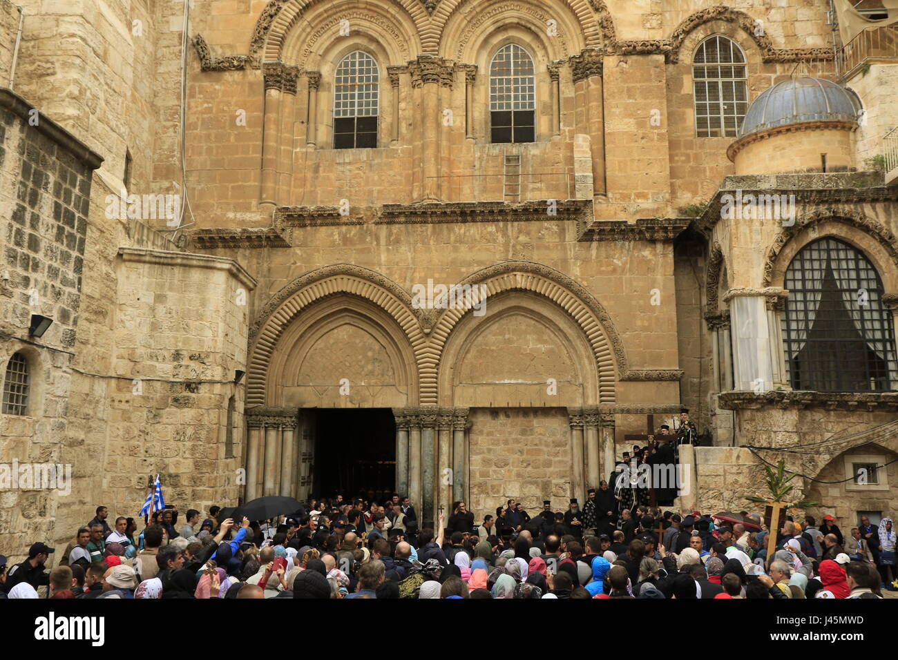 Israel, Jerusalem, Karfreitag Zeremonie in der Forcourt der Kirche des Heiligen Grabes Stockfoto