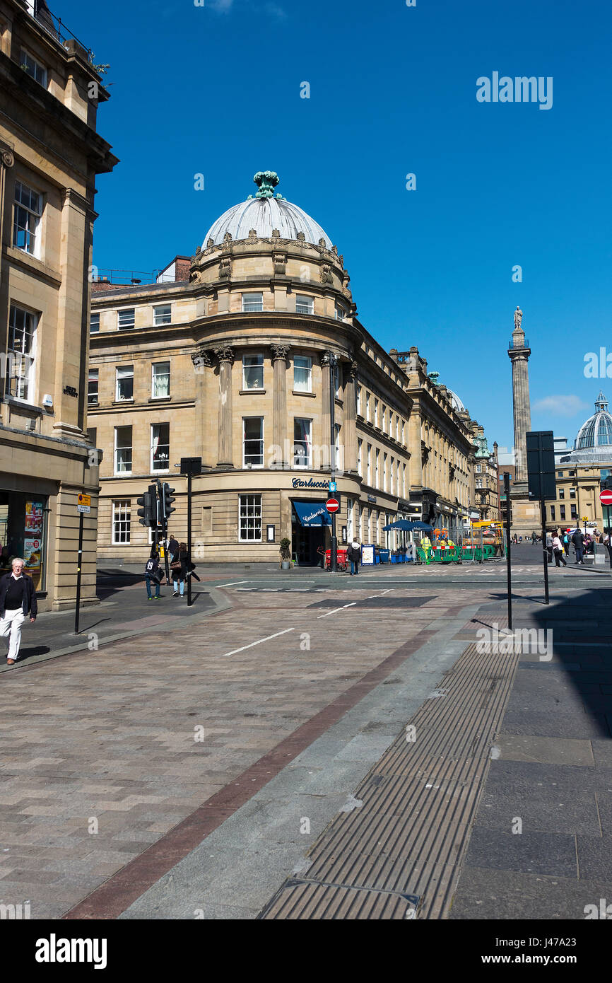 Die ehemalige National Westminster Bank Filiale ist jetzt ein Restaurant in 87 Gray Street Newcastle upon Tyne, Tyne und Wear England Vereinigtes Königreich Stockfoto