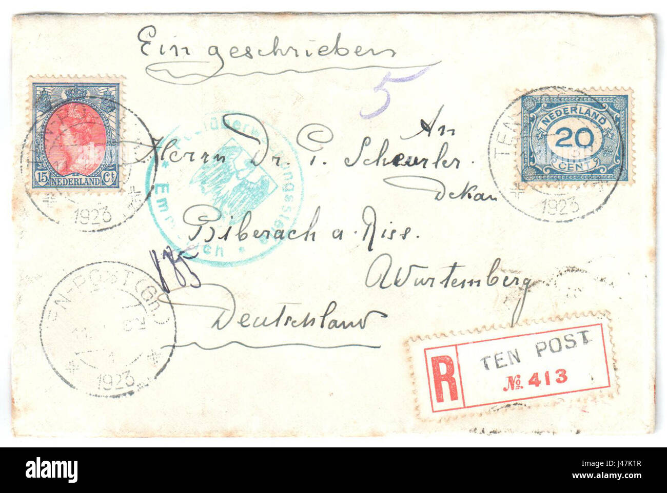 Dies ist ein Cover aus einer Veröffentlichung vom 11. Januar 1923 aus den Niederlanden. Das Cover enthält wahrscheinlich Informationen oder Artikel, die für diesen Zeitraum in der niederländischen Geschichte relevant sind. Stockfoto