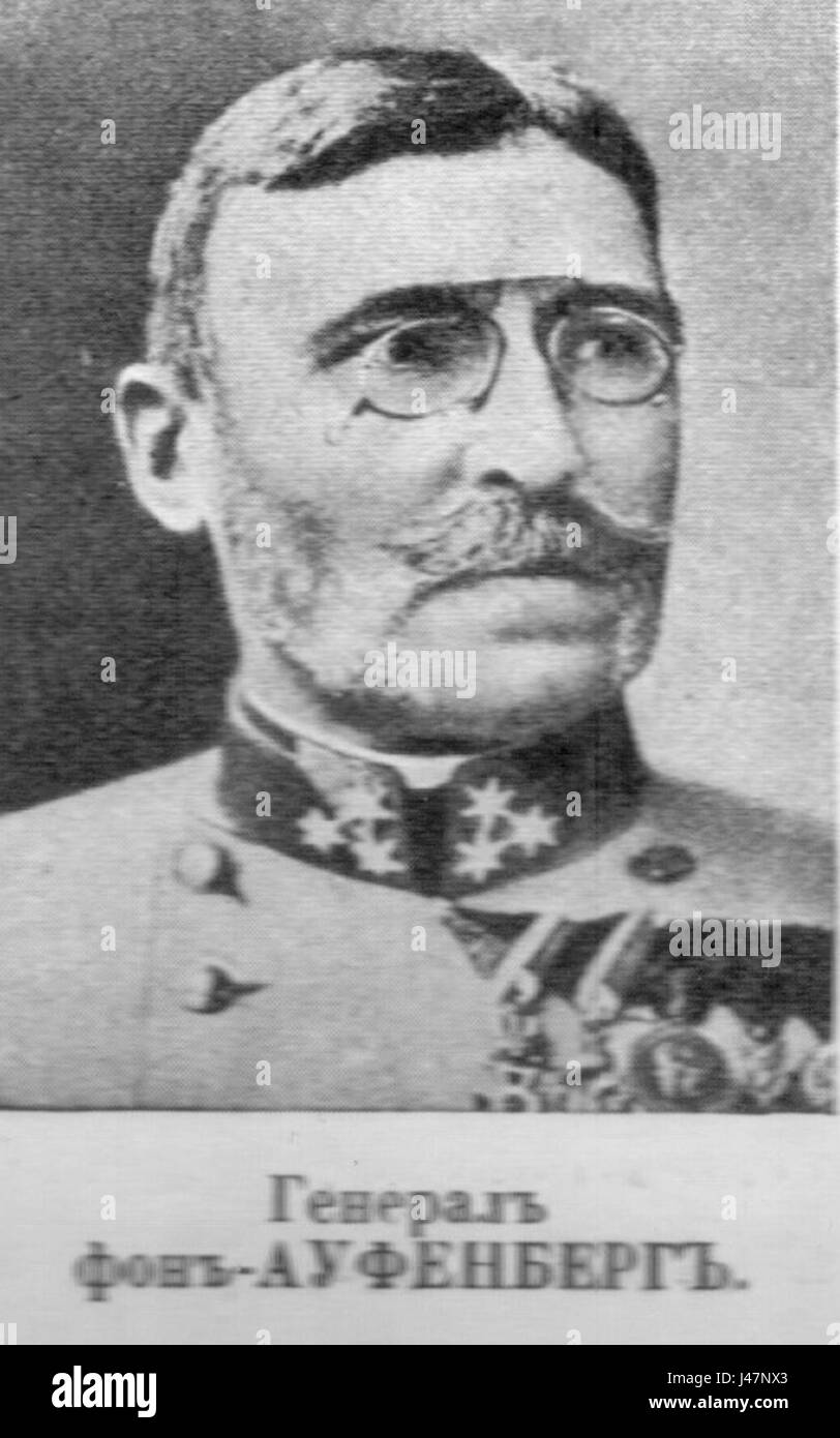 Moritz von Auffenberg war ein österreichischer Feldmarschall im österreichisch-ungarischen Reich während des späten 19. Und frühen 20. Jahrhunderts. Er ist bekannt für seinen Militärdienst, insbesondere während des Ersten Weltkriegs, wo er wichtige Rollen in verschiedenen Schlachten spielte. Seine militärische Laufbahn trug zu den strategischen Operationen der österreichisch-ungarischen Streitkräfte bei. Stockfoto