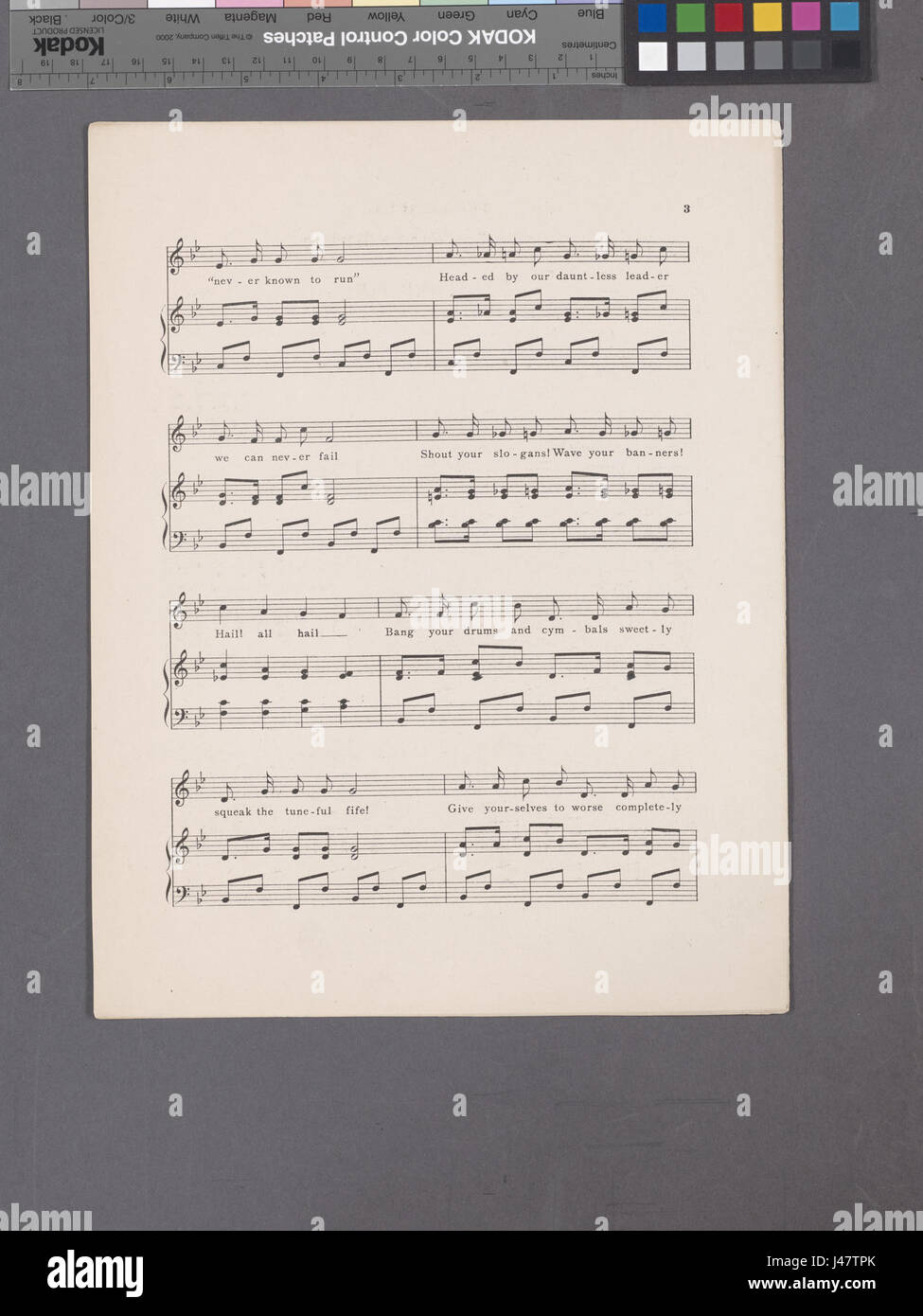 Dieser Titel bezieht sich auf ein Werk aus der New Yorker Libraryâ Sammlung mit dem Titel „On to the war so Glorious“, das wahrscheinlich 1932 veröffentlicht wurde. Das Stück kann Themen des Krieges, Heldentums oder eine historische Darstellung darstellen, die möglicherweise mit Ereignissen des frühen 20. Jahrhunderts zusammenhängt, wie das Jahr 1932 es zwischen den Weltkriegen stellt. Stockfoto