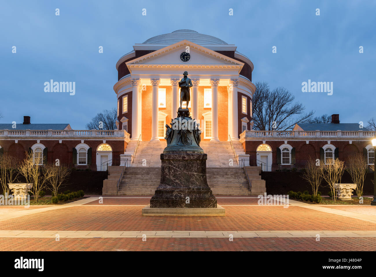 Der University of Virginia in Charlottesville, Virginia in der Nacht. Thomas Jefferson University of Virginia gegründet 1819. Stockfoto