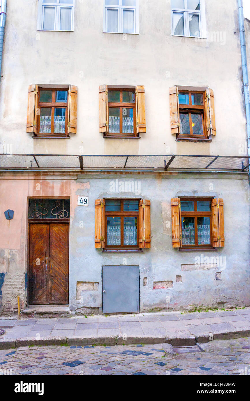 Bild Altstadt Gebäude mit Fensterläden Stockfoto