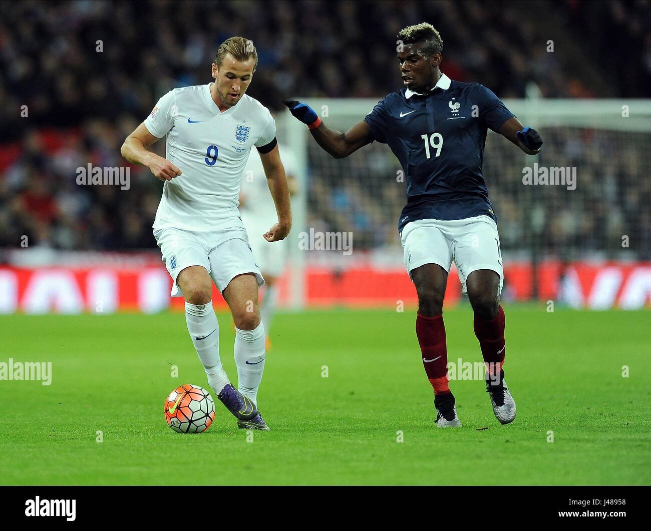 HARRY KANE von ENGLAND ist CHAL ENGLAND V Frankreich WEMBLEY Stadion LONDON ENGLAND 17. November 2015 Stockfoto