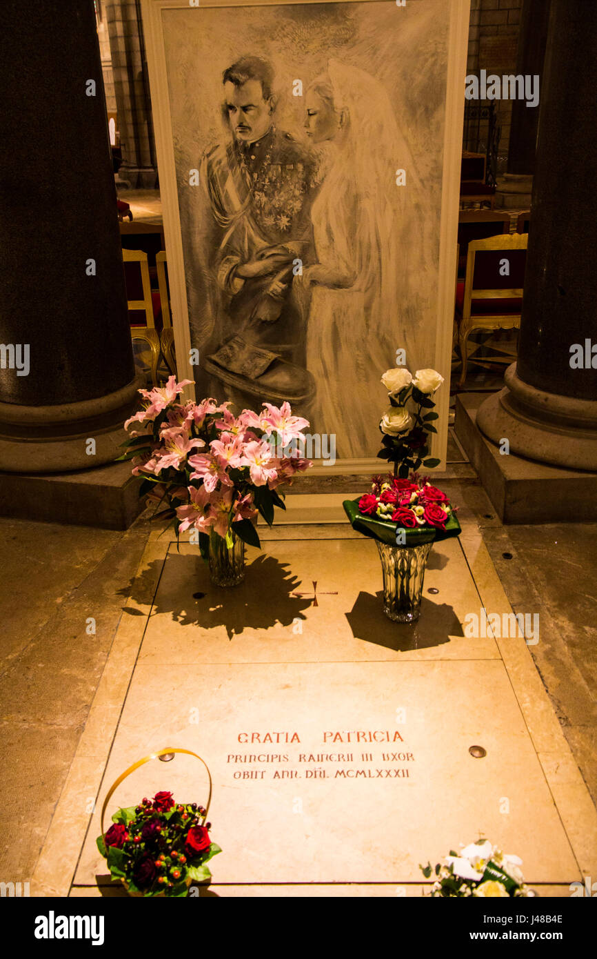 Burial vault von Prinzessin Grace (Kelly) Grimaldi von Monaco, in der Kathedrale von Monaco, Monte Carlo. Stockfoto