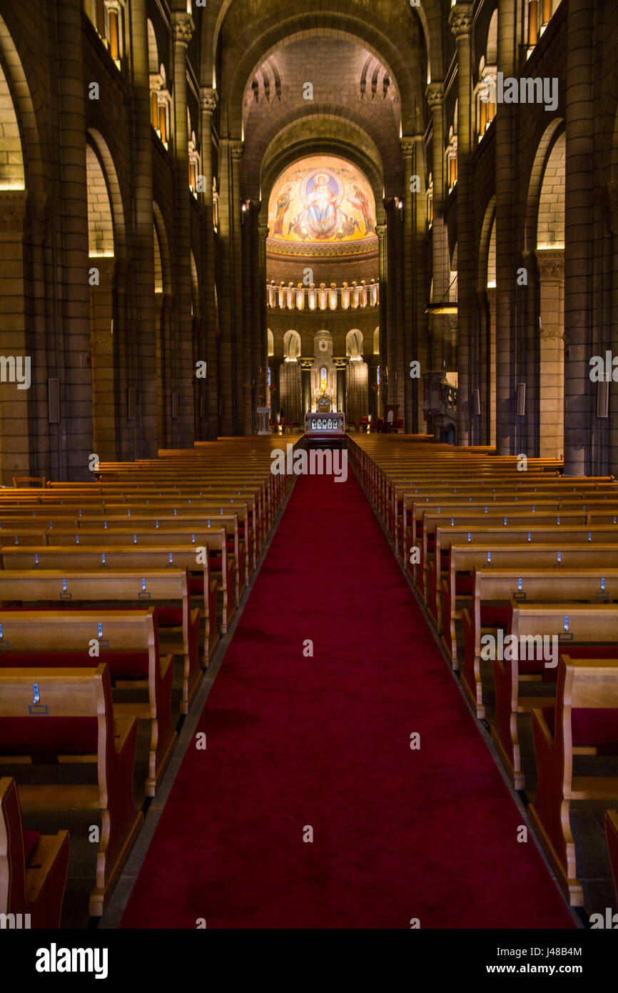 Die neuromanische Stil 1875 Monaco Kathedrale beherbergt die Beerdigung Gewölbe der Vergangenheit Herrscher wie Prince Ranier und Prinzessin Grace in Monte Carlo. Stockfoto