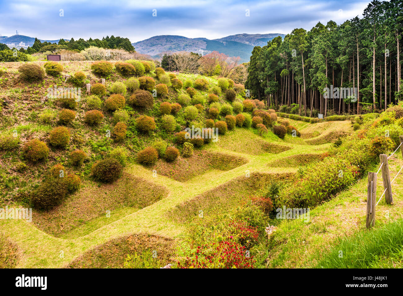 Mishima, Japan am Schlosspark Ruinen Yamanaka und den ehemaligen Burggraben. Stockfoto