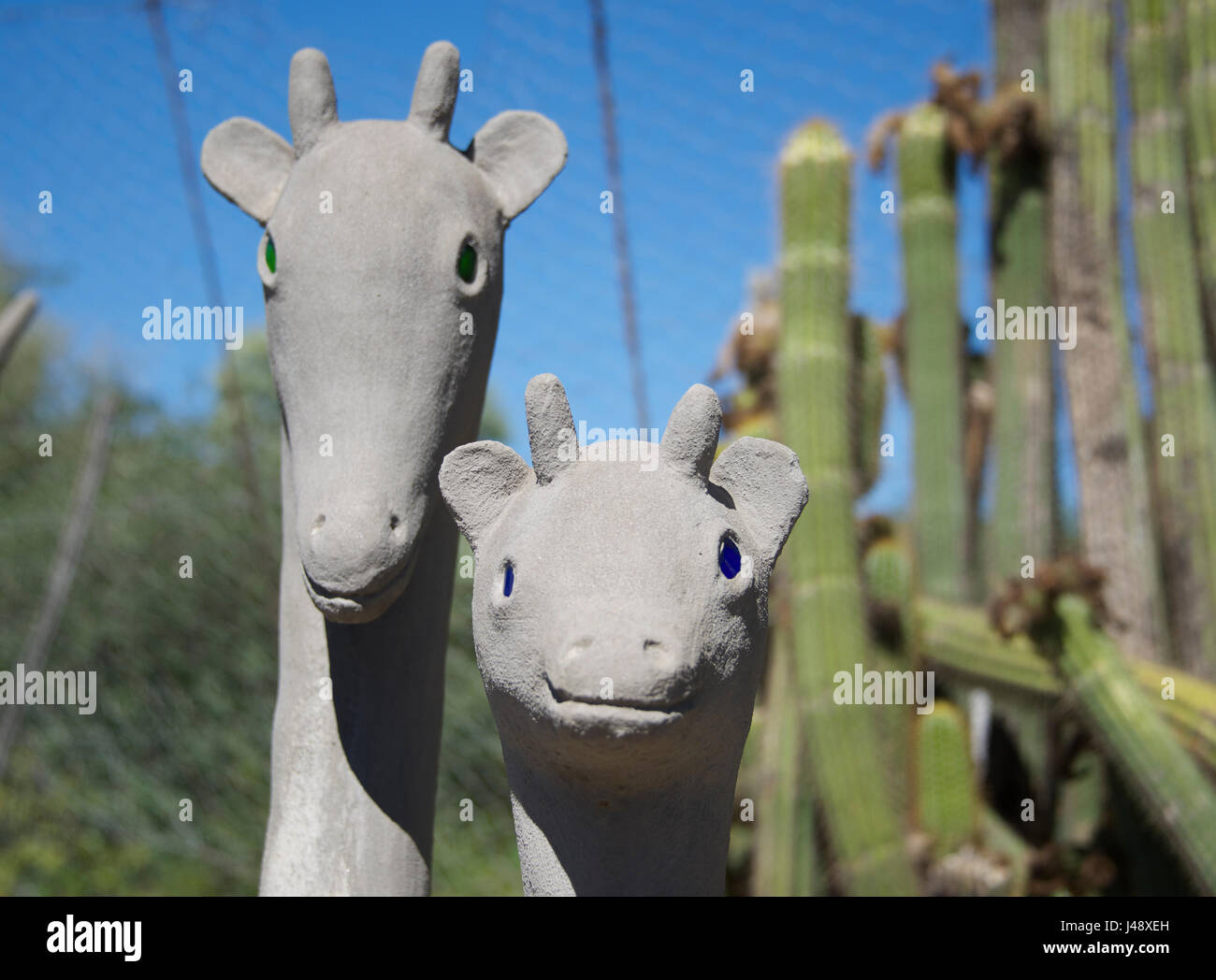 Skulptur von zwei Antilopen Owl House Nieu Bethesda Karoo Eastern Cape Südafrika Stockfoto